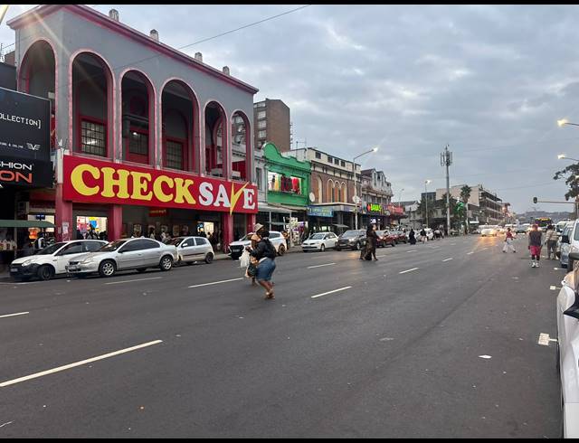 1,000M² BUSINESS CENTRE FOR SALE IN DURBAN CENTRAL